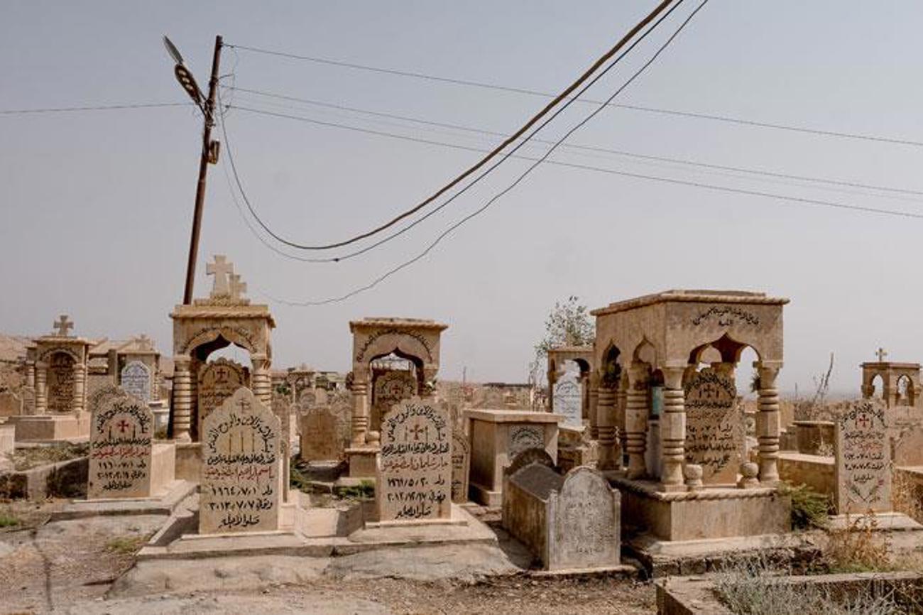 Friedhof von Alqosh. Von hier aus konnte man 2014 die schwarzen Flaggen des IS sehen, so nahe kamen die islamistischen Terroristen an die Stadt heran.