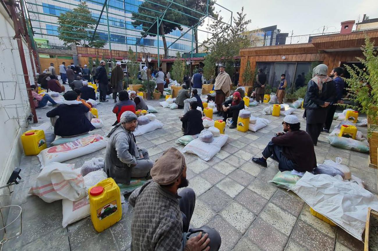 Die Lebensmittelpakete der Afghanistanhilfe helfen Familien zu überleben. Doch die Hungersnot ist gross.